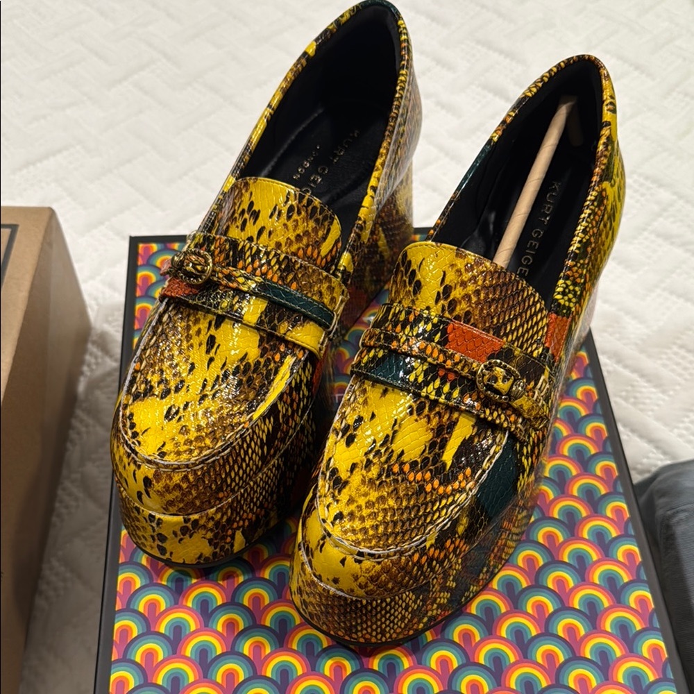 Kurt Geiger Yellow and Black Loafers with Exotic Texture